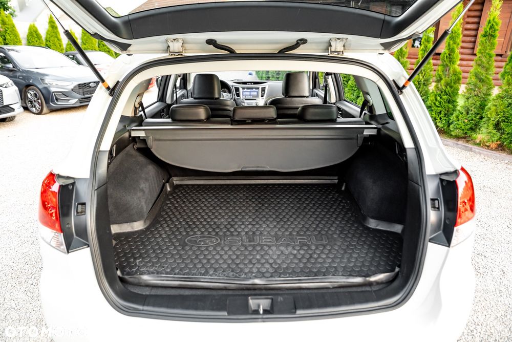 Subaru Legacy 2.5i Lineartronic Sport - 24