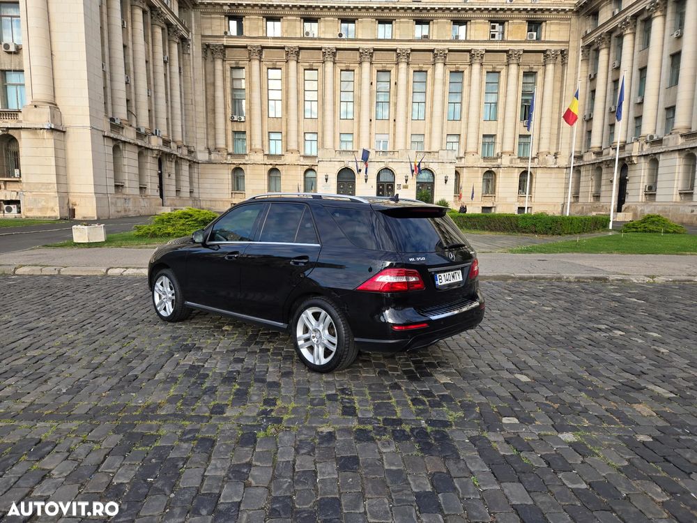 Mercedes-Benz ML 350 BlueTEC 4MATIC 7G-TRONIC - 8