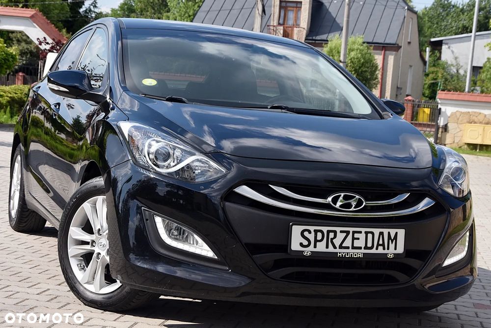 Hyundai i30 1.6 CRDi Classic + - 11