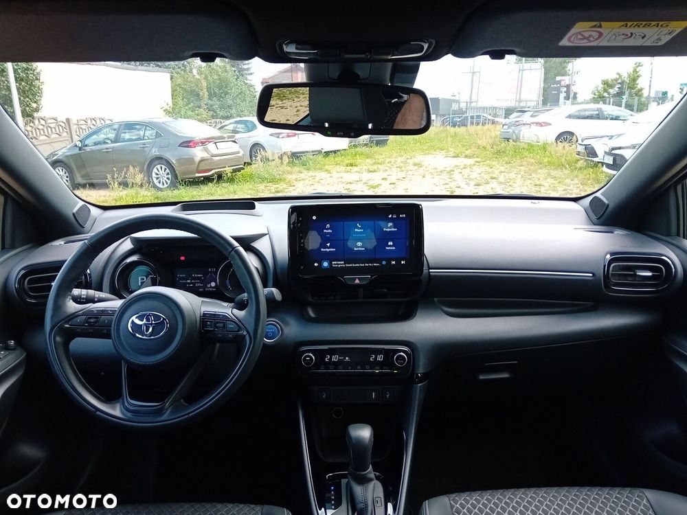 Toyota Yaris Hybrid 1.5 Selection Style - 10