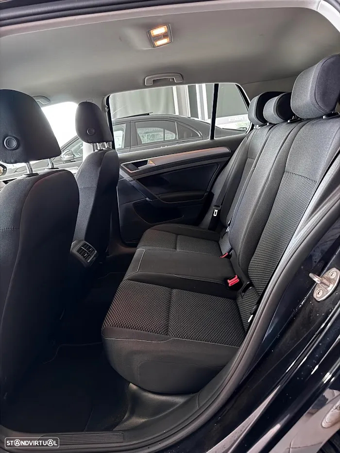 VW Golf 1.0 TSI BlueMotion Comfortline - 17