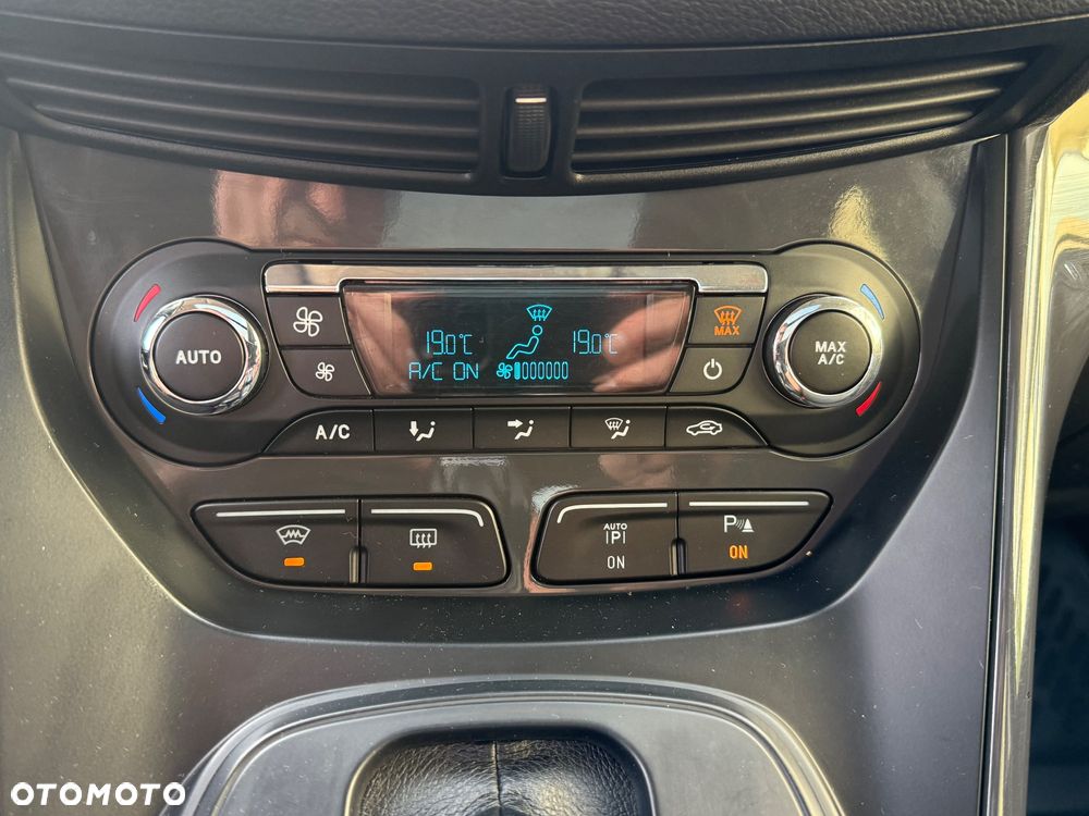 Ford Kuga 2.0 TDCi Titanium S MPS6 - 23