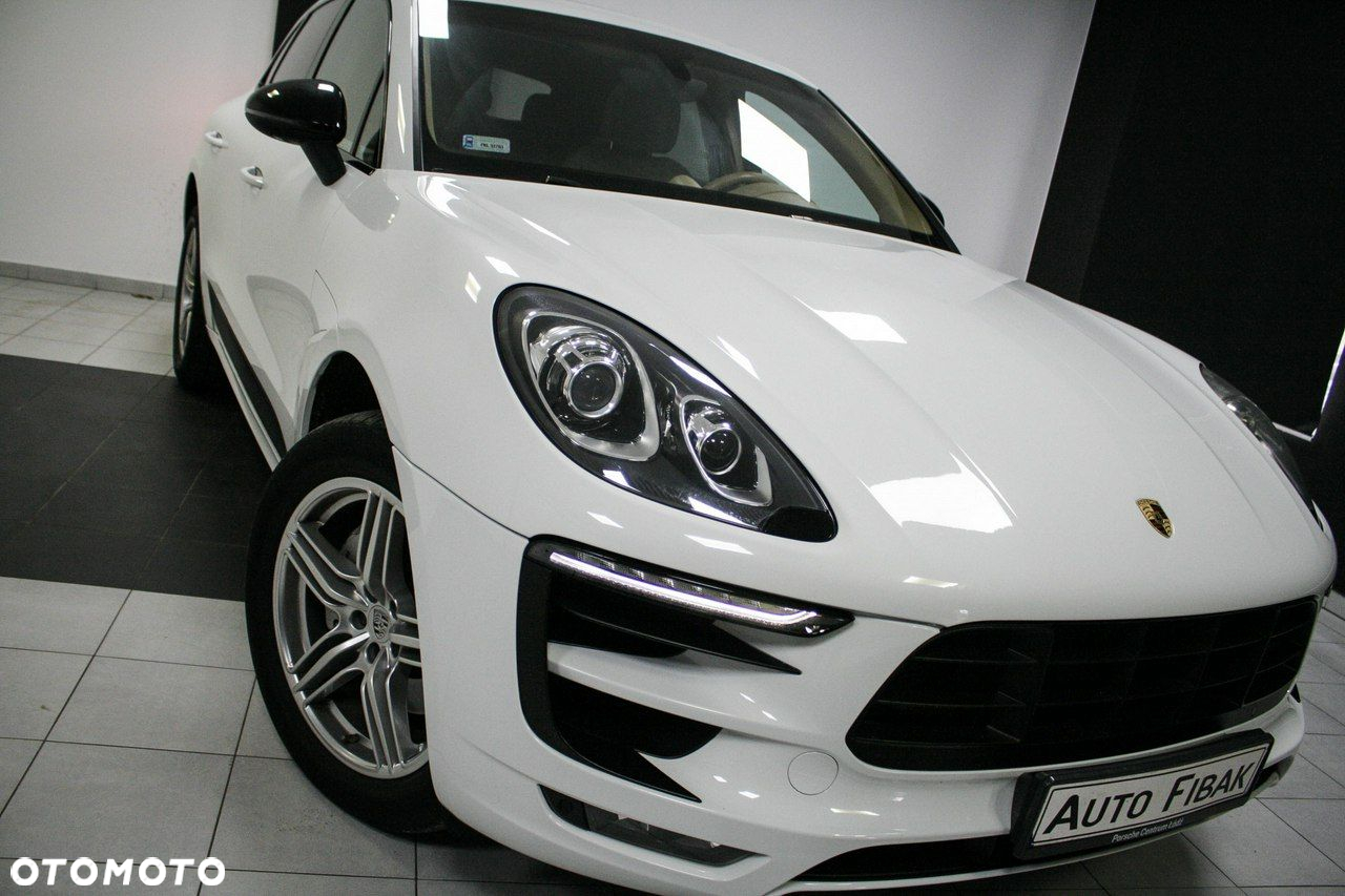 Porsche Macan - 3