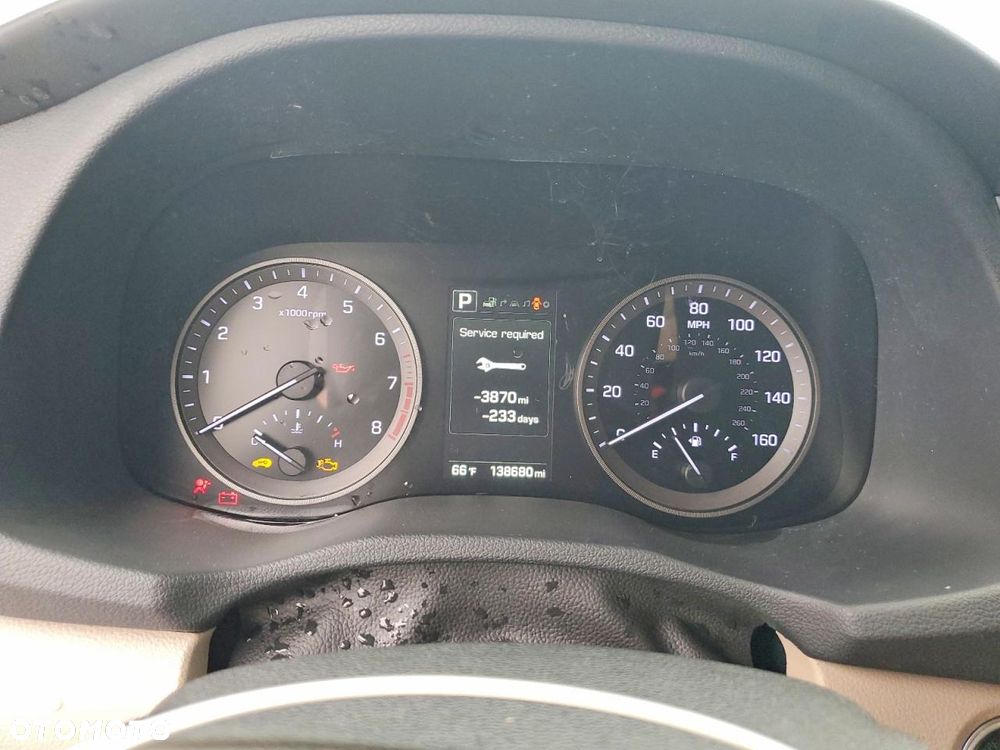 Hyundai Tucson 1.6 GDi 4WD DCT Premium - 9