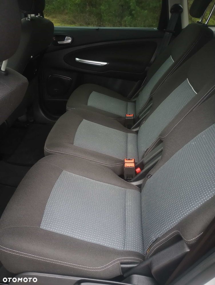 Ford S-Max 2.0 TDCi DPF Business Edition - 15