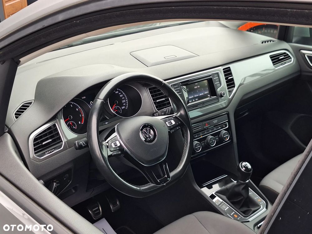 Volkswagen Golf Sportsvan - 16