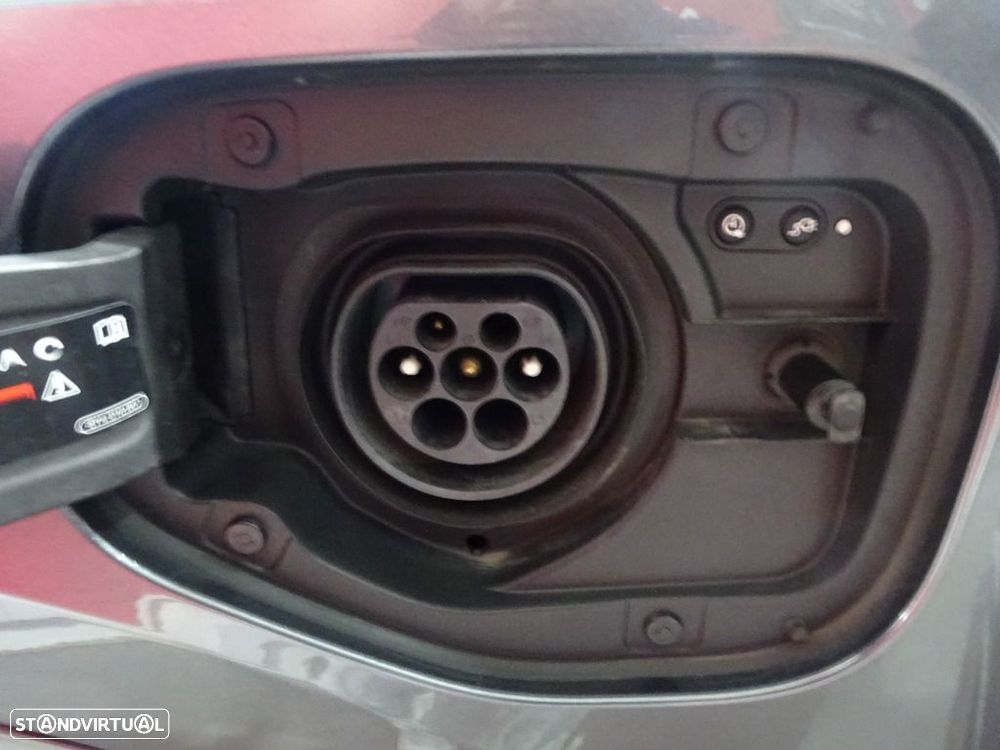 Audi Q3 Sportback 45 TFSIe S tronic - 34