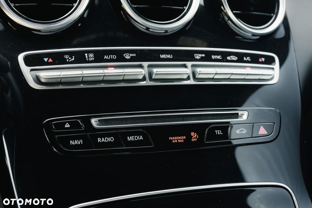 Mercedes-Benz GLC 220 d 4-Matic - 23