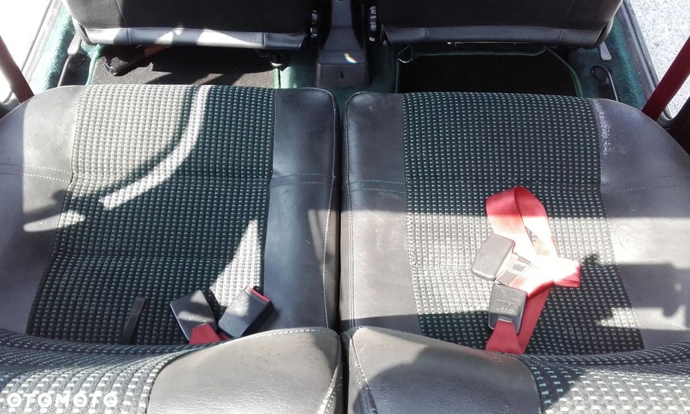 Peugeot 205 1.9 GTI - 12