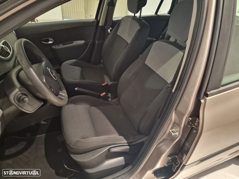 Renault Clio Break 1.5 dCi Dynamique S C.Reb - 8