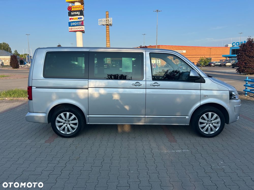 Volkswagen Multivan - 11