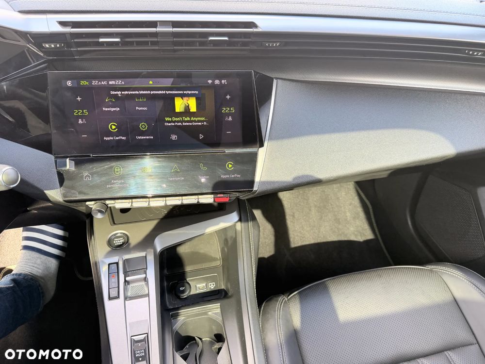 Peugeot 408 - 13
