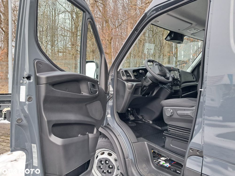 Iveco Daily 35S18H V - 8