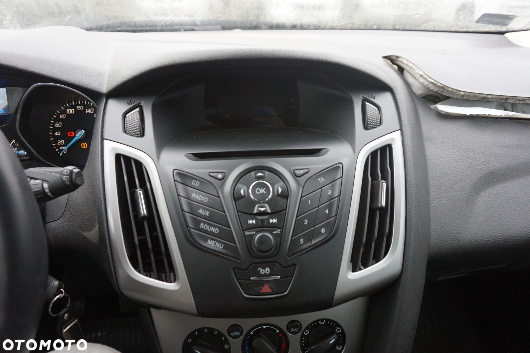 RADIO FABRYCZNE CD FOCUS III MK3  FORD 2010-2014 - 1