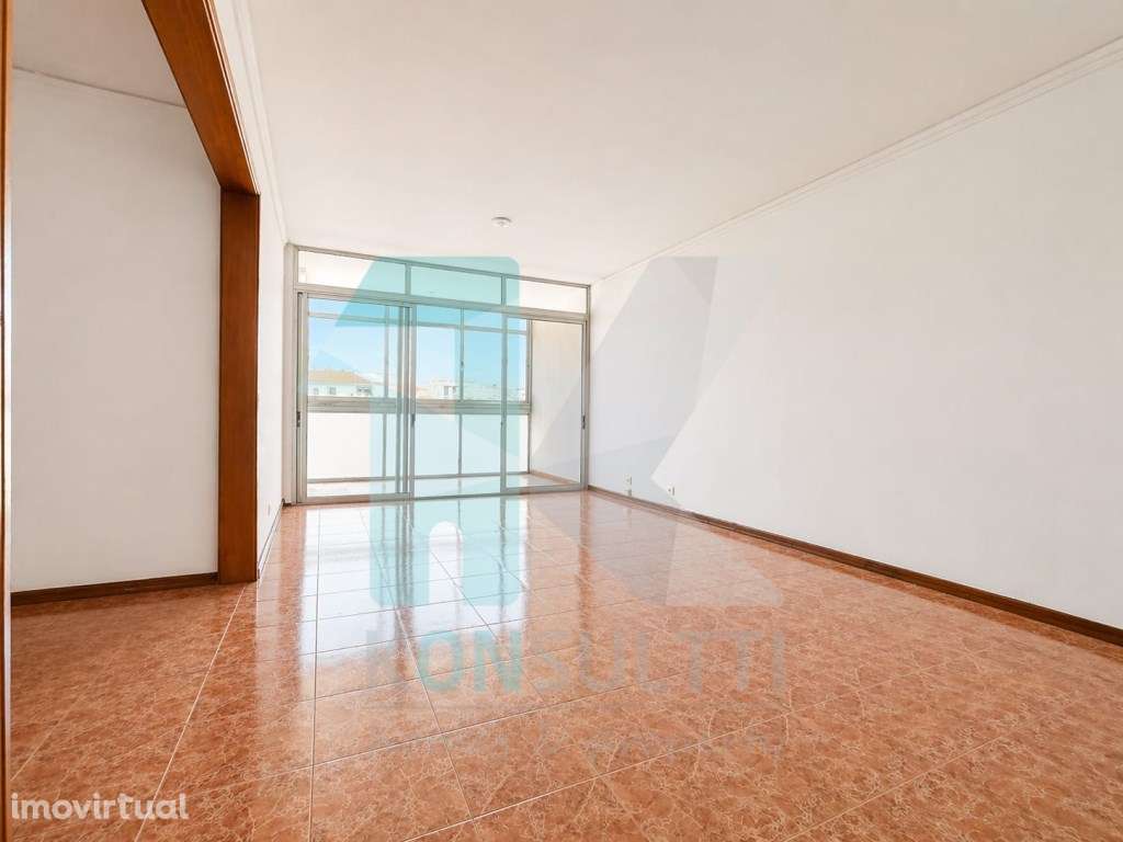 Apartamento T3 com vista Mar para remodelação - Quinta da Alagoa ( ... - Grande imagem: 3/21