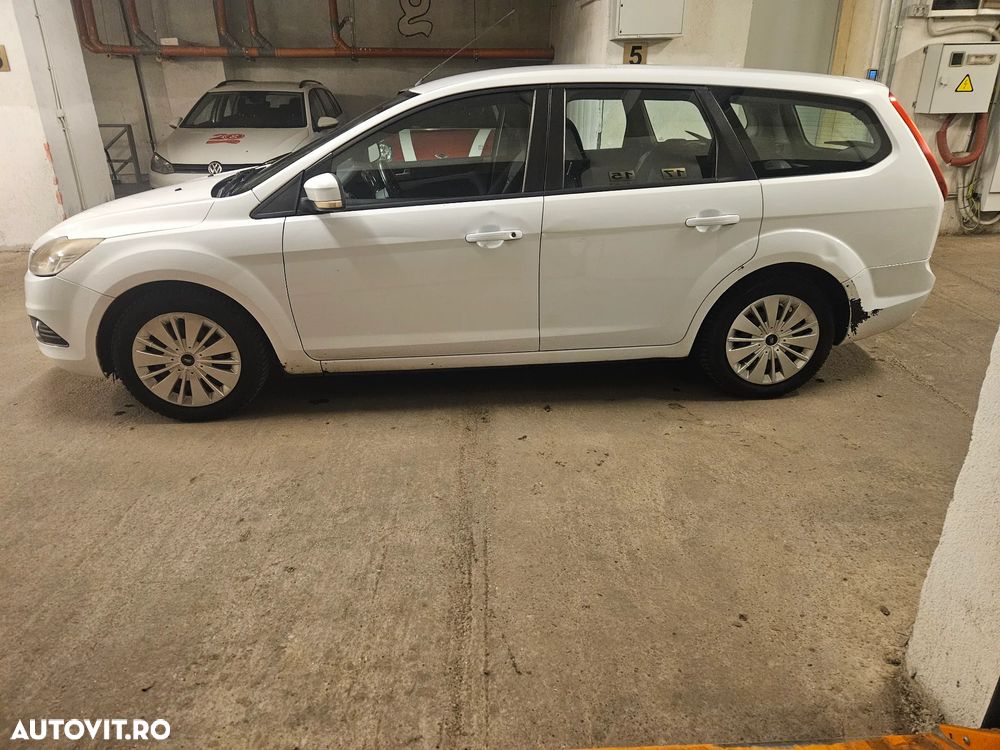 Ford Focus 1.4i Anniversary - 2