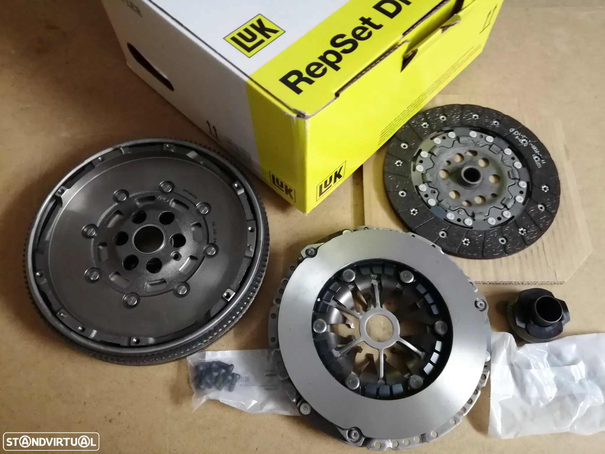 Kit de Embraiagem - Ford Focus MKI e Transit Connect 1.8 TDCI - 2