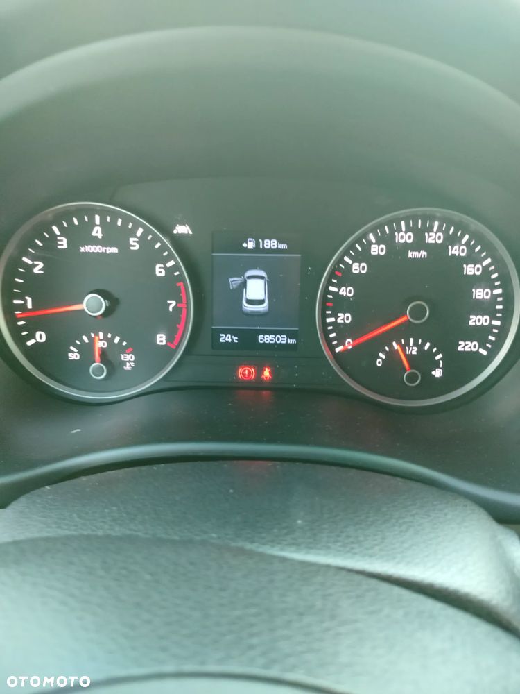 Kia Stonic 1.4 L - 16