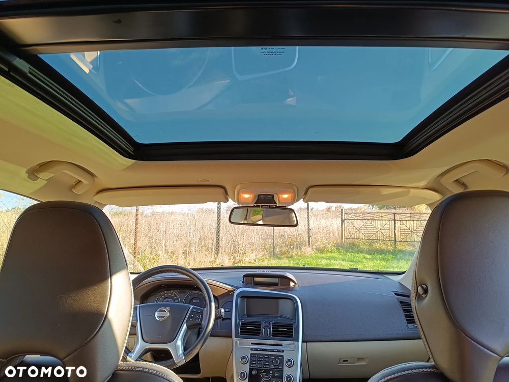 Volvo XC 60 D4 R-Design Momentum - 14