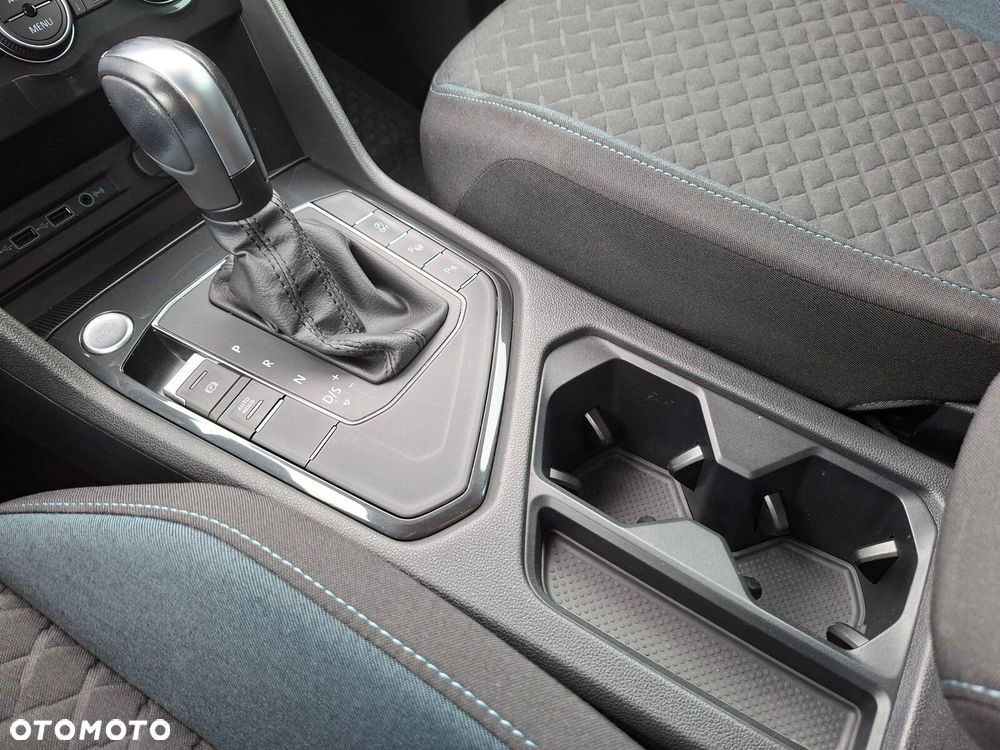 Volkswagen Tiguan - 21