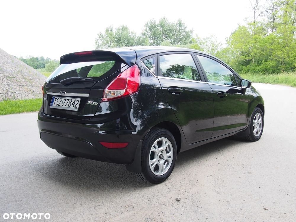 Ford Fiesta 1.0 EcoBoost STart-Stop Titanium - 12