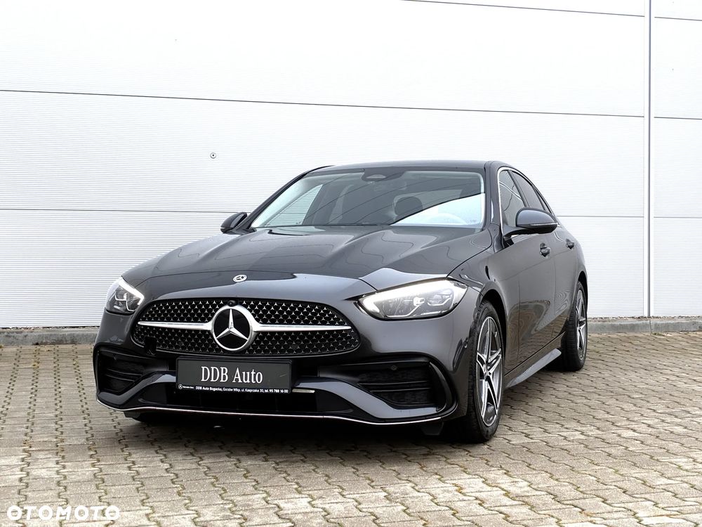 Mercedes-Benz C-Class 2026 photo 2