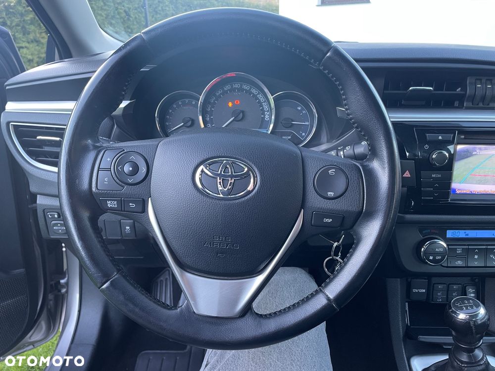 Toyota Corolla 1.6 Valvematic Life - 19