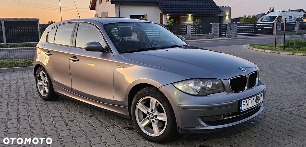 BMW Seria 1 120d - 4