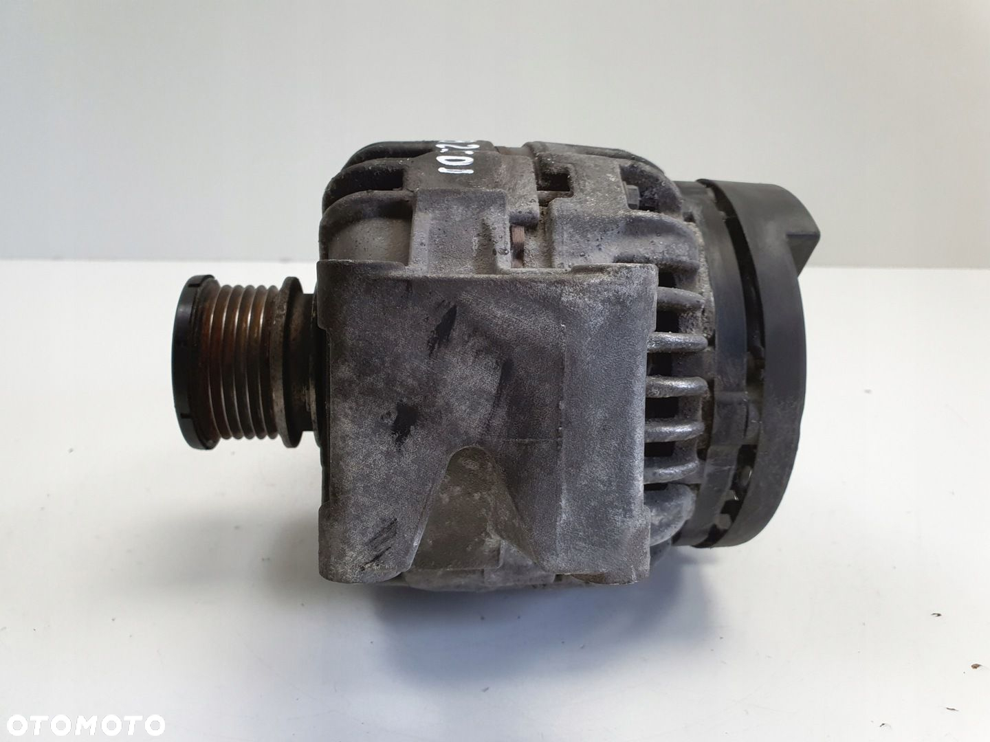 Mercedes Vito W639 2.2 CDI ALTERNATOR 0124425077 bosch 120A - 5