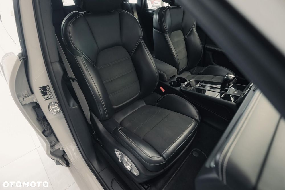 Porsche Macan GTS - 15