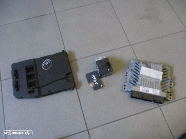 Centralina 8200565863 8200606830 82004685 RENAULT SCENIC 2006 1.5 Dci Siemens - 3