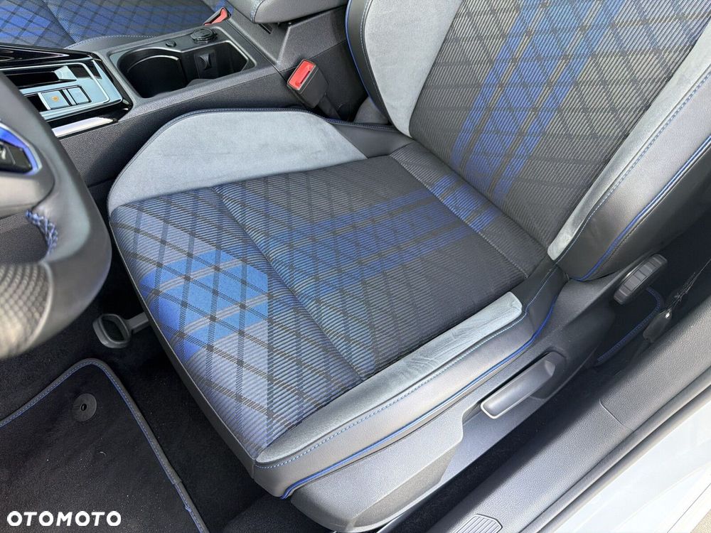 Volkswagen Golf 2.0 TSI 4Motion R DSG - 21