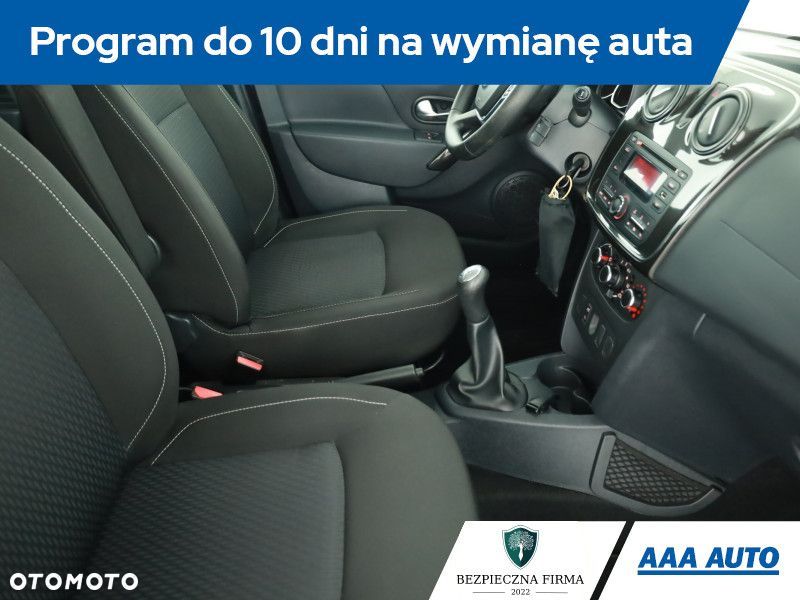 Dacia Sandero - 8