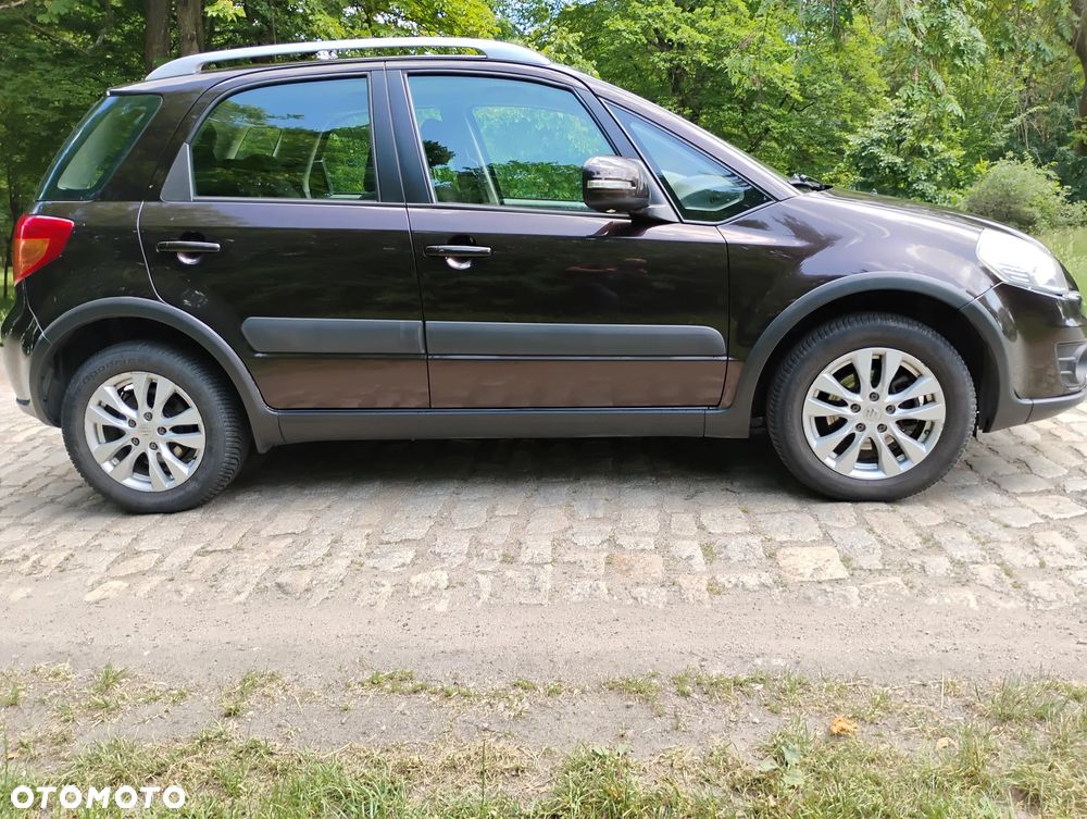 Suzuki SX4 Classic 2.0 DDiS 4x4 Comfort - 16
