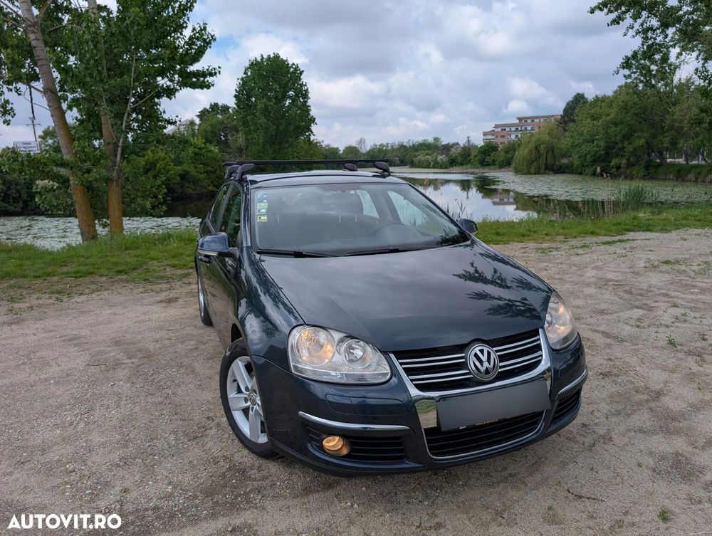 Volkswagen Jetta 1.9 TDI Comfortline - 2