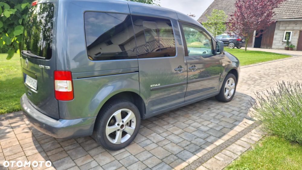 Volkswagen Caddy Life - 11