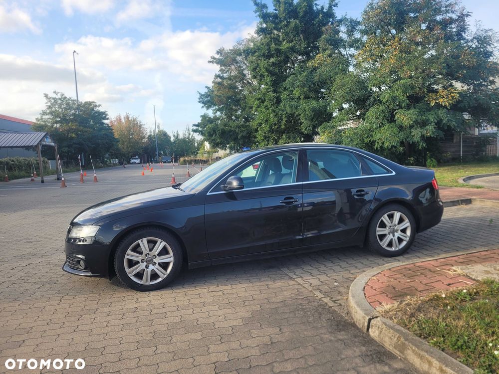 Audi A4 Limousine - 2
