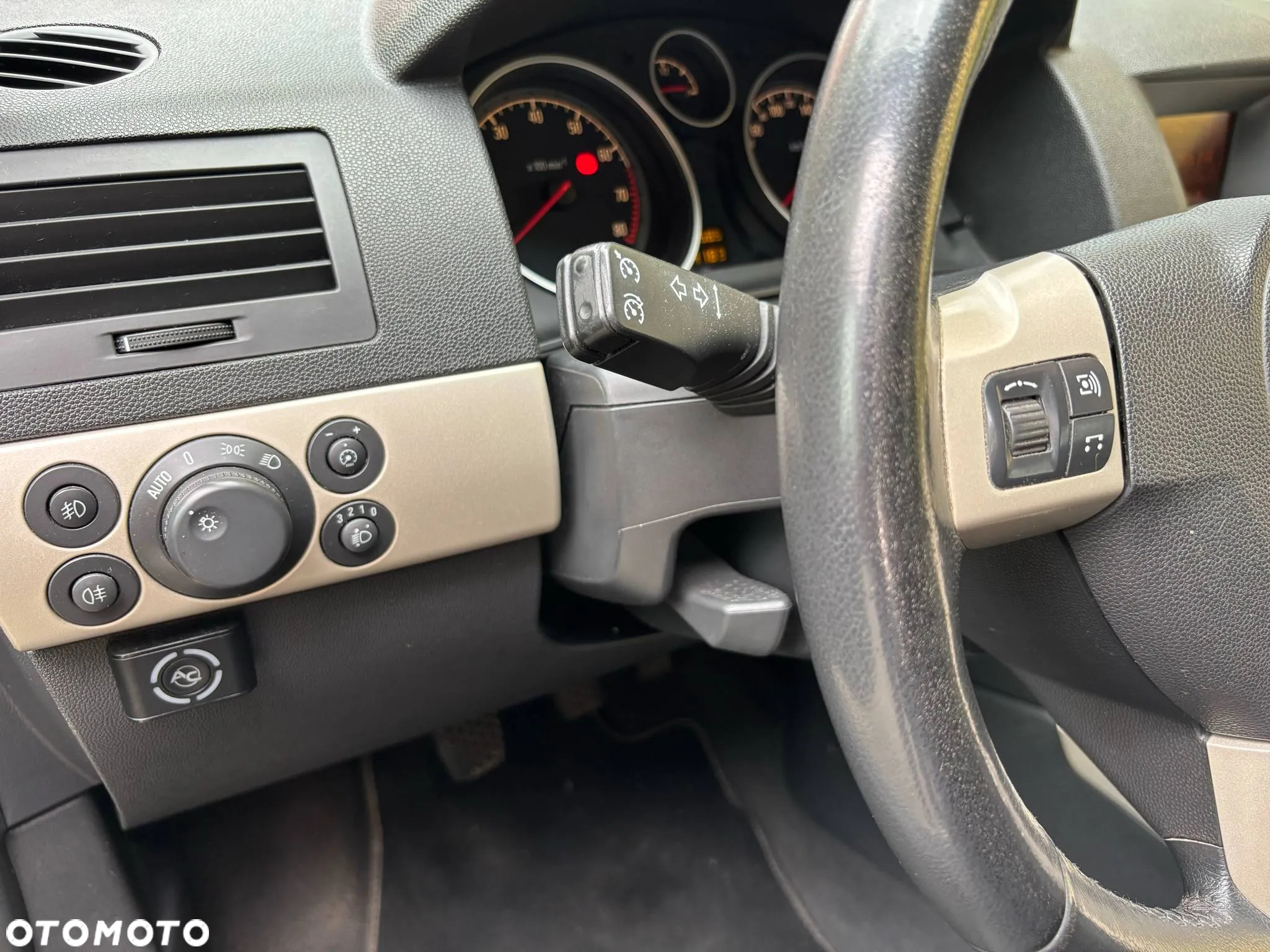 Opel Astra 1.6 - 11