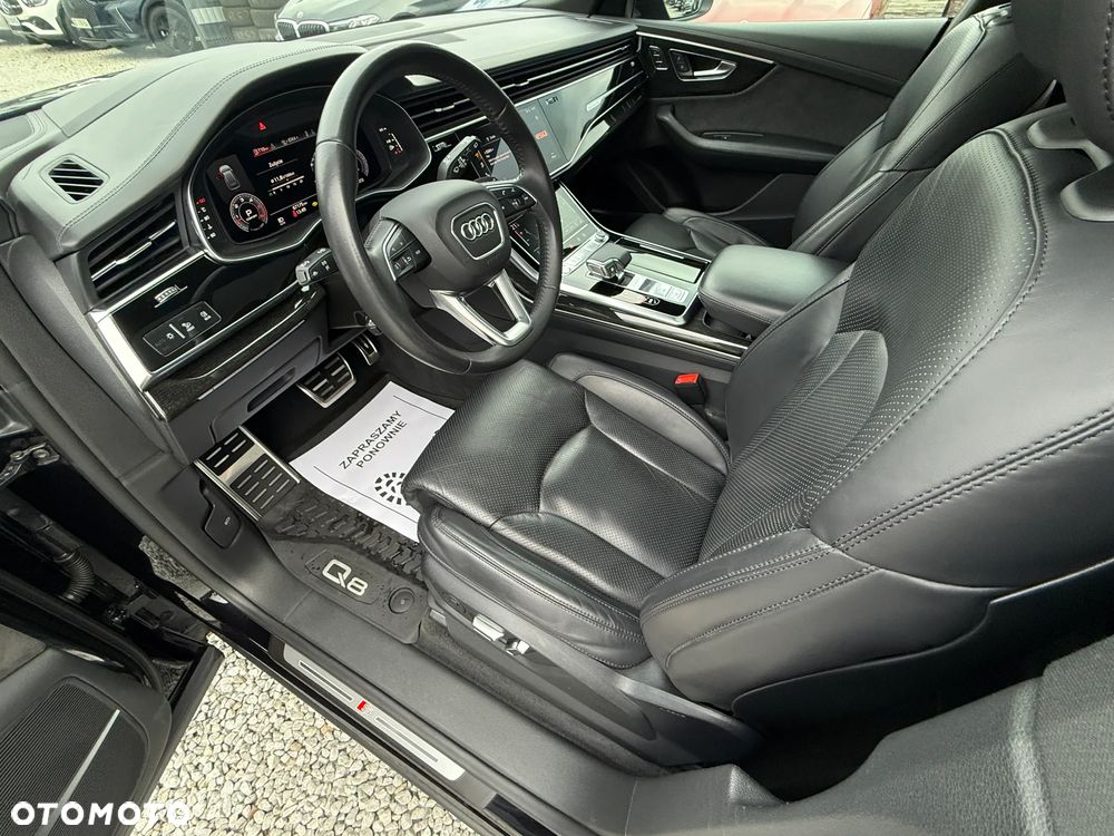 Audi Q8 - 25