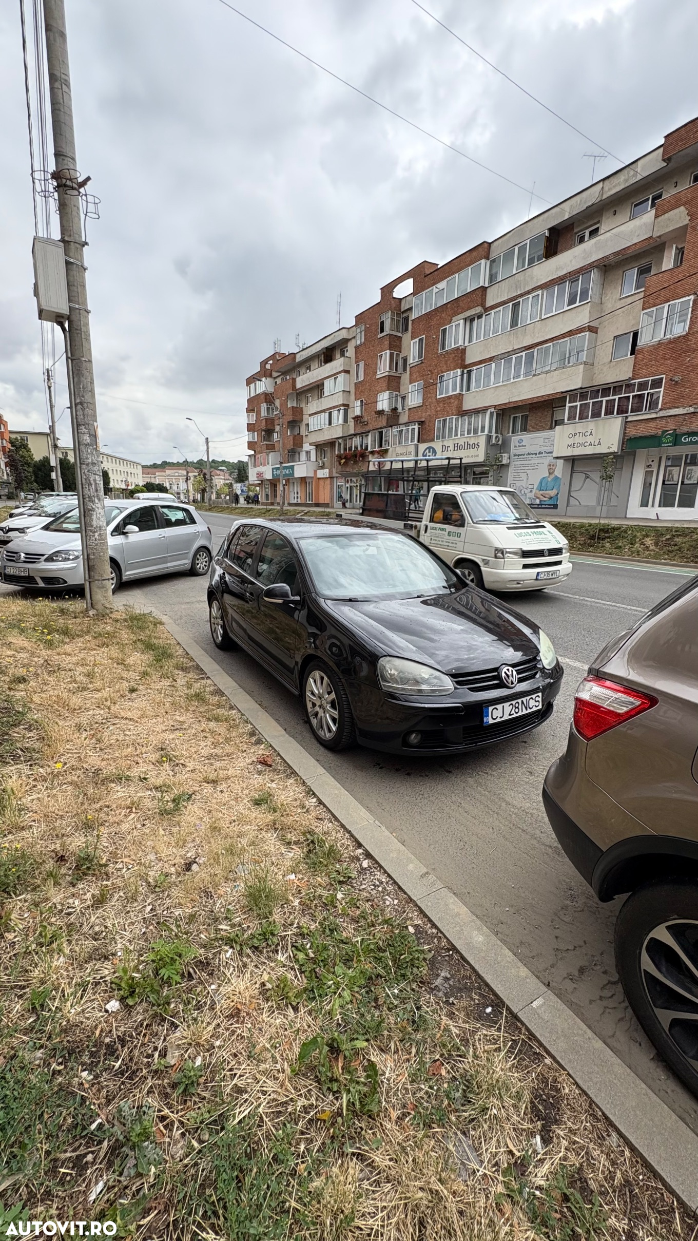 Volkswagen Golf - 6