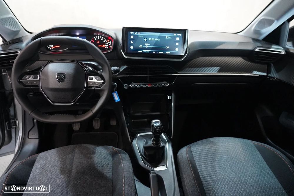 Peugeot 208 - 34