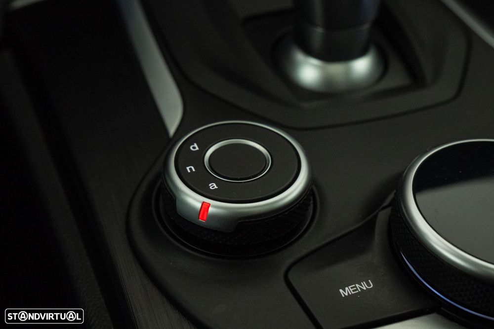 Alfa Romeo Stelvio 2.2 D Super AT8 Q4 - 32