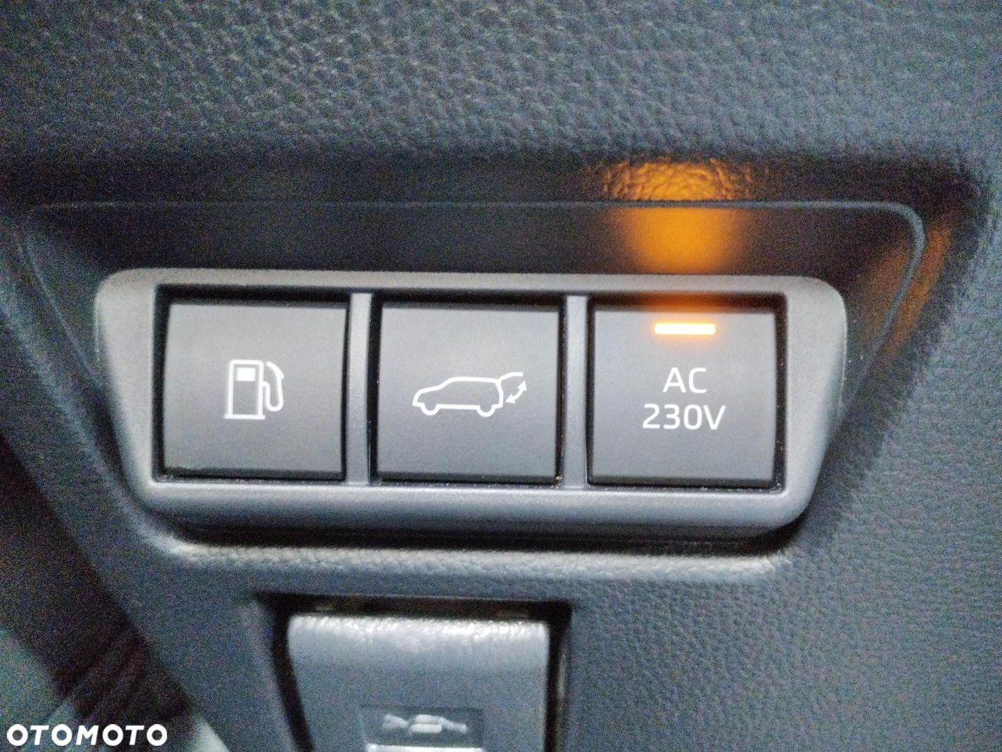 Toyota Prius - 22