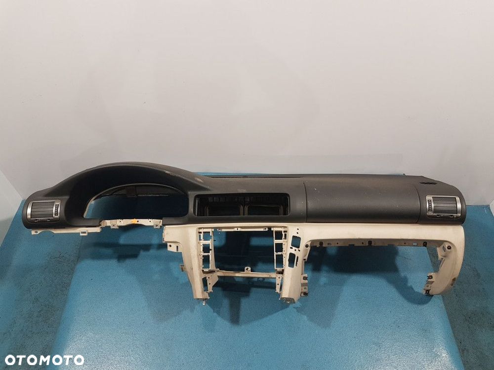 SKODA SUPERB I DESKA ROZDZIELCZA - 1