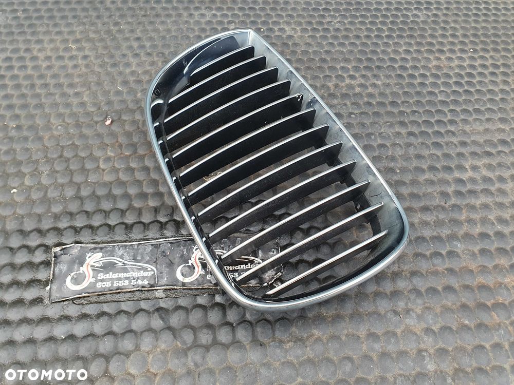 Kratka 7128613 7128614 7906809 Atrapa Nerki Nerka Gril Atrapka Zderzaka Przód M-Pakiet BMW 1 E81 E87 LCI Lift - 18
