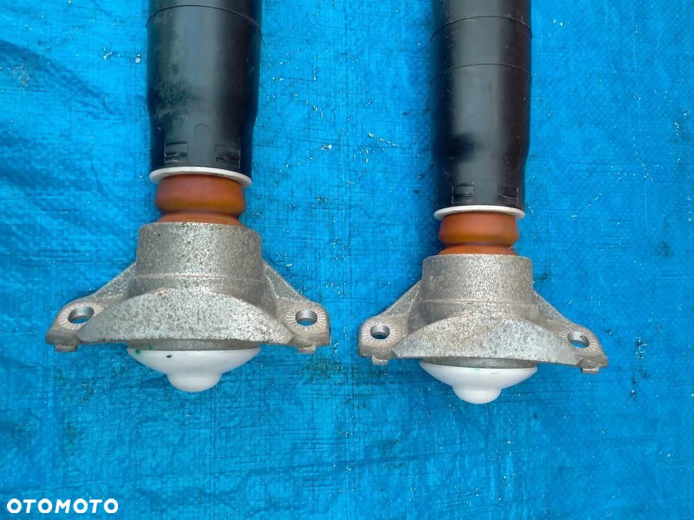 Audi A4 B9 LIFT Amortyzator Tył Tylny Prawy Lewy Komplet 8W0513035AR - 2