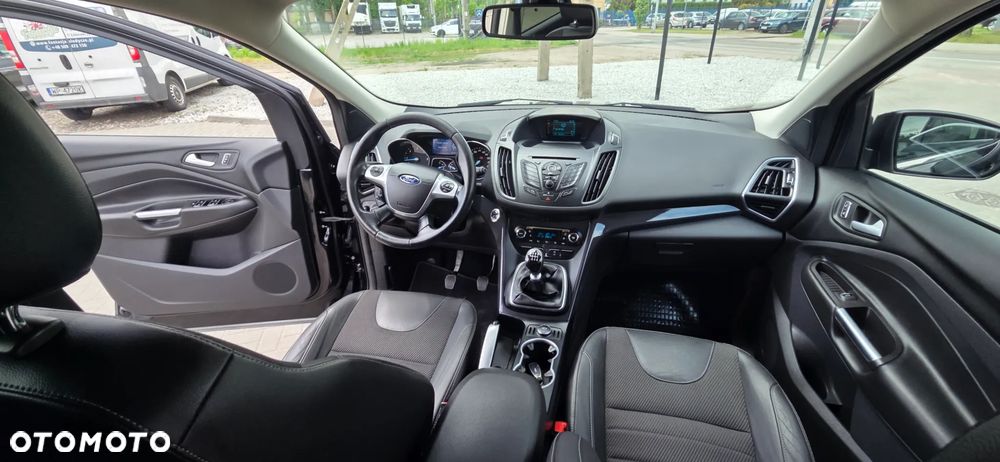 Ford Kuga 2.0 TDCi 2x4 Titanium - 33