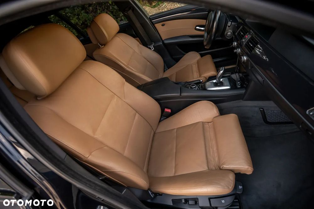 BMW Seria 5 530d xDrive Edition Sport - 23