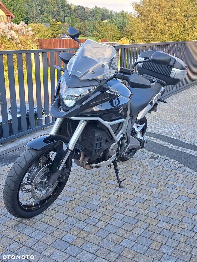 Honda VFR - 4