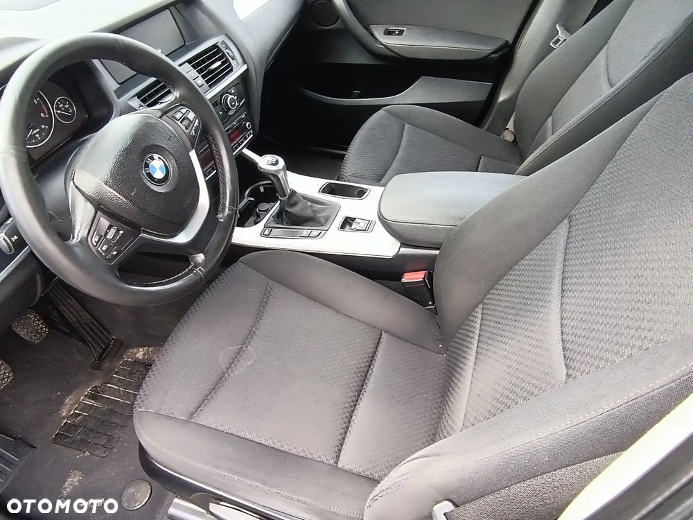 BMW X3 xDrive20d - 14